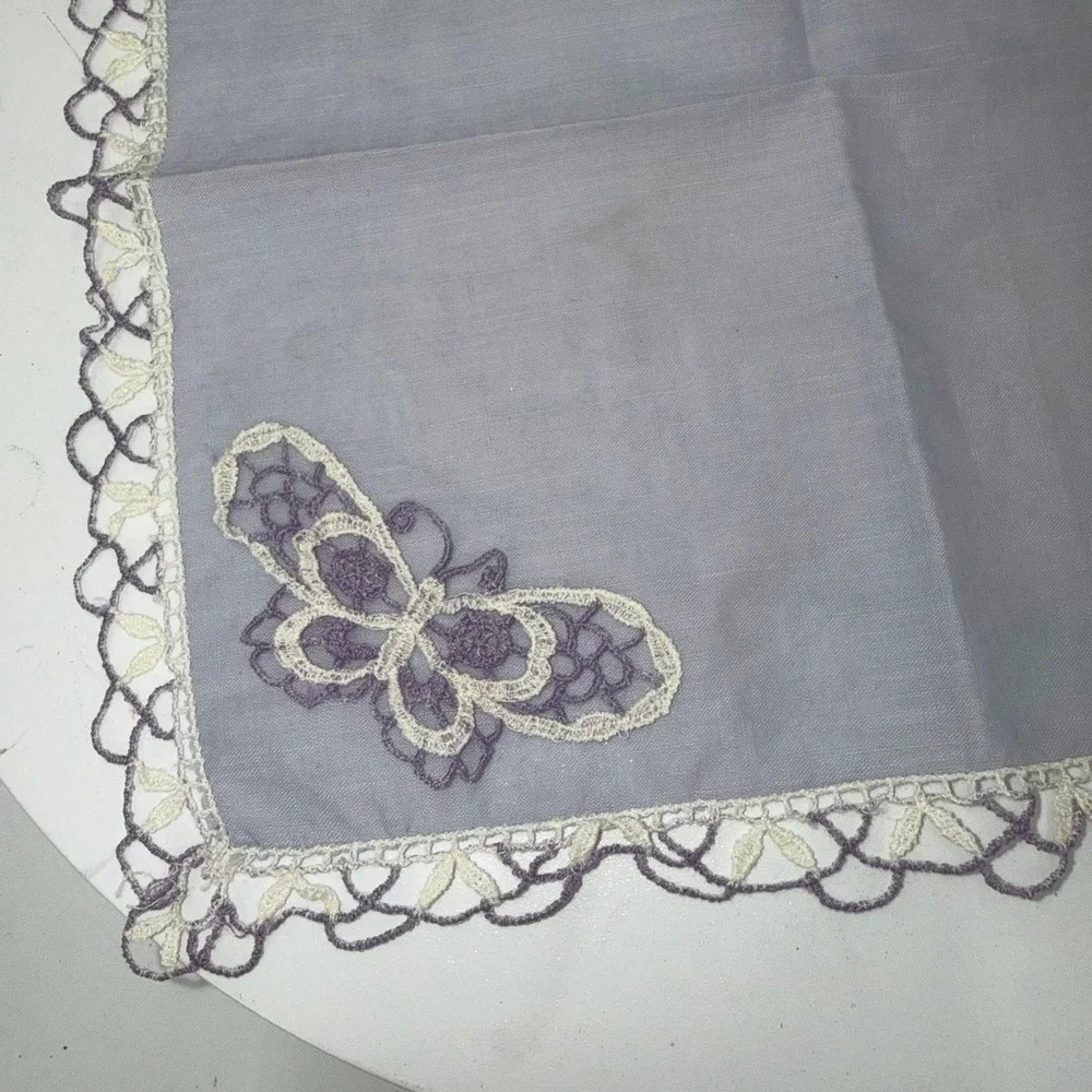 vintage lavender‎ handkerchief w/ a butterfly crochet design and lace edging